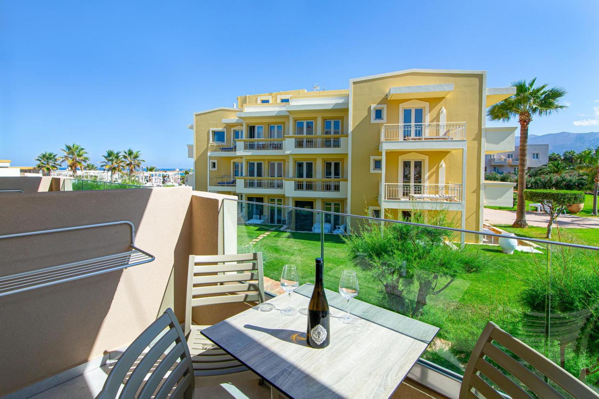 Aparthotel Theo Star